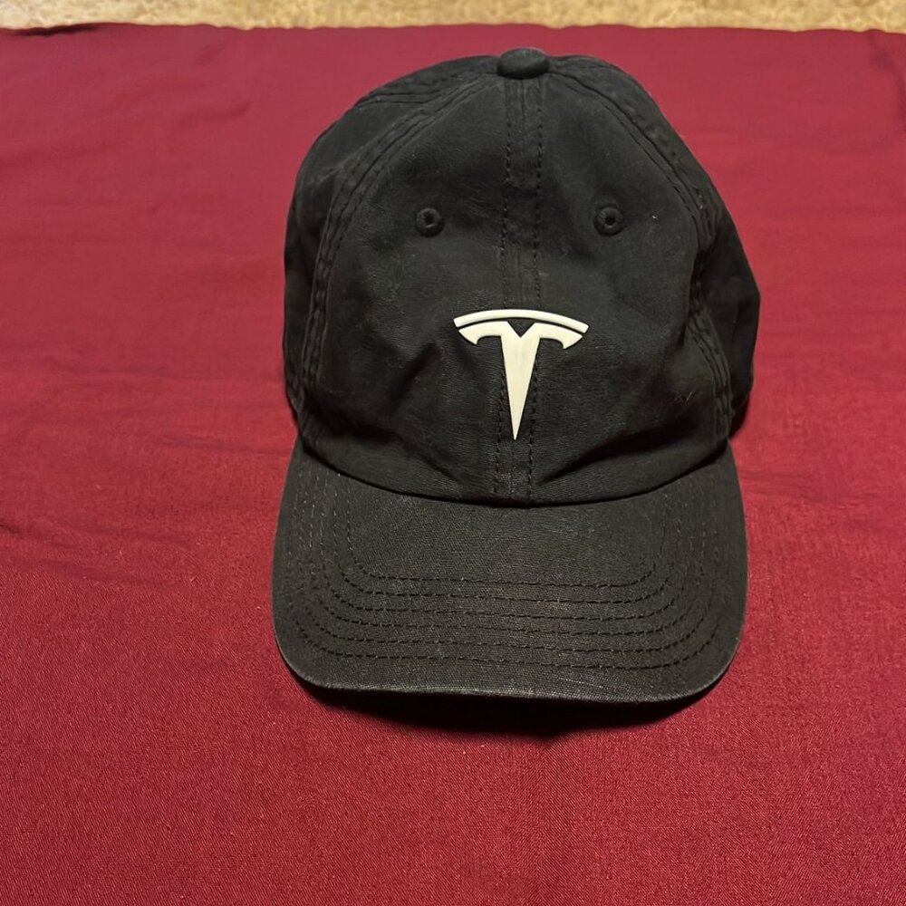 Tesla flexfit small-medium baseball cap with embroideredTesla logo